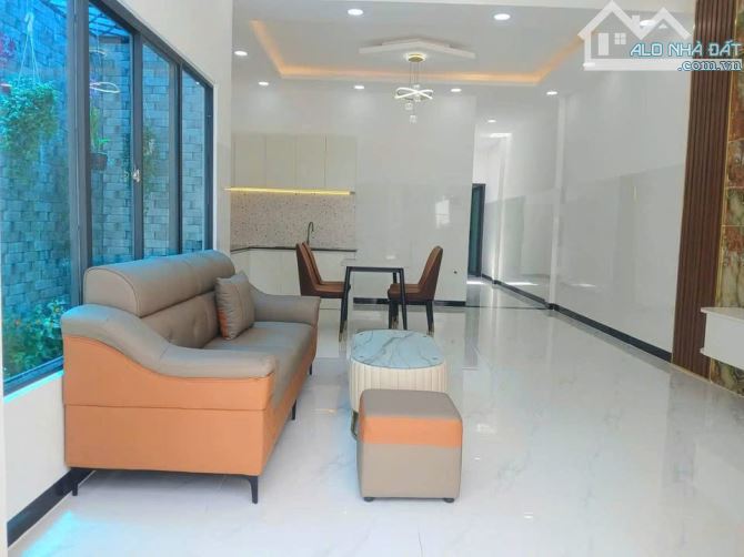 CHỈ CÓ 350TR CÓ NGAY NHÀ CẤP 4 SỔ HỒNG RIÊNG THỔ CƯ TOÀN BỘ - 7