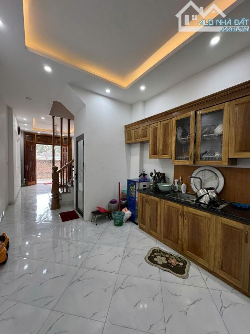 🌟 NHÀ DÂN ĐỘC LẬP - XE TẢI ĐỖ CỬA - 4 TẦNG - 45M² - GIÁ CHỈ 3,7 TỶ – PHƯỢNG ĐỒNG, CHƯ - 7