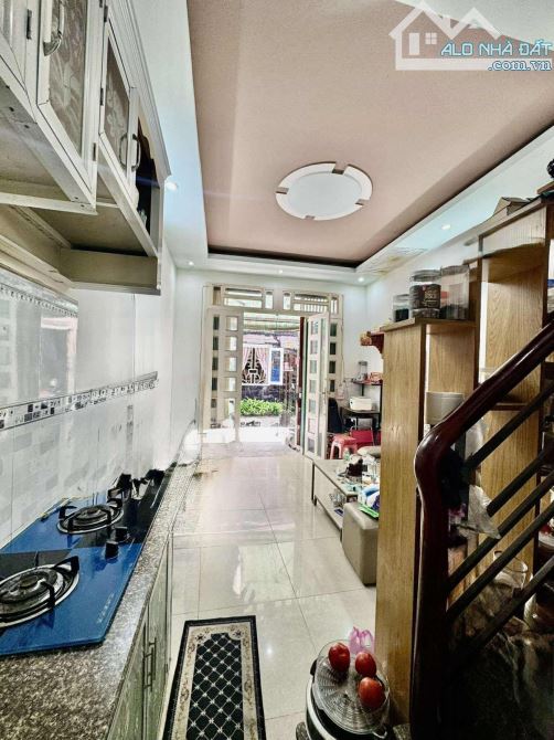 🏡 📌 BÁN NHÀ B TÂN  3 TẦNG NHỎ XINH HXH VỊ TRÍ SẦM UẤT CHỈ NHỈNH 2X T - 8
