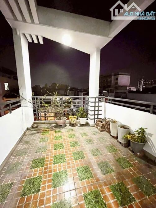 BÁN NHÀ MẶT TIỀN LÊ HOÀNG PHÁI,5 TẦNG, 70M2,DÒNG TIỀN 30 TR/T, NHỈNH 10 TỶ - 8