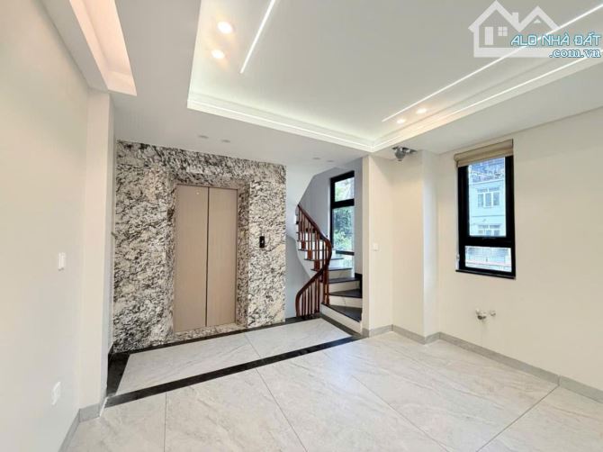 🌆 SIÊU PHẨM GIANG BIÊN – 53M², 7 TẦNG FULL NỘI THẤT – 16,6 TỶ - 8