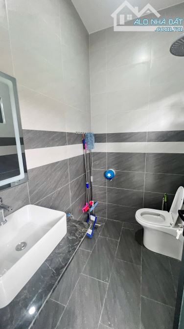 NHÀ HẺM CẤP 1 Y WANG PHƯỜNG EAKAO 6x24m - 2 TỶ680 - ĐAKLAK - 8