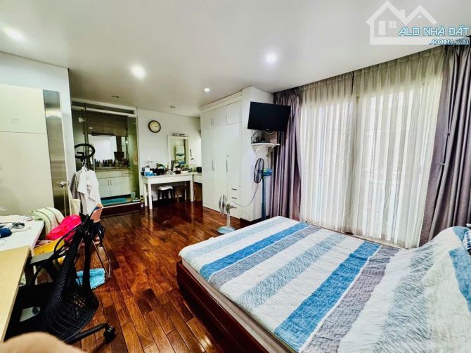 Đặng Văn Ngữ phú nhuận 93.4m2 3 tầng giá chỉ 23 tỷ - 8
