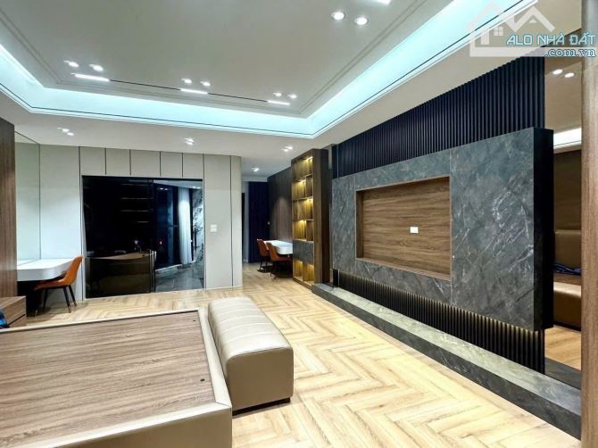 Siêu phẩm Hồng Tiến 8 tầng thang máy Vỉa hè đường 17m kinh doanh dt 80m2 - 8