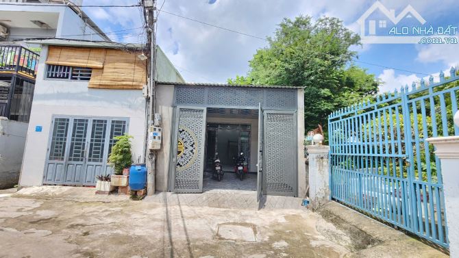 Bán nhà cấp 4 cách đường Lý Thường Kiệt 30m P.Dĩ An Tp.Dĩ An chỉ 2 tỷ 980 TL M7520 - 8