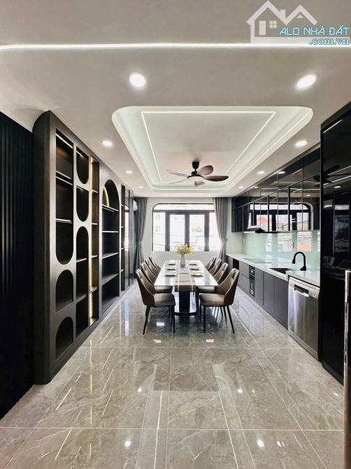 Bán Nhà Phố 4m x22m. xây 1 lửng ,4 Lầu có Thang Máy .Đường Trần thị Cờ, phường Thới An.Q12 - 9
