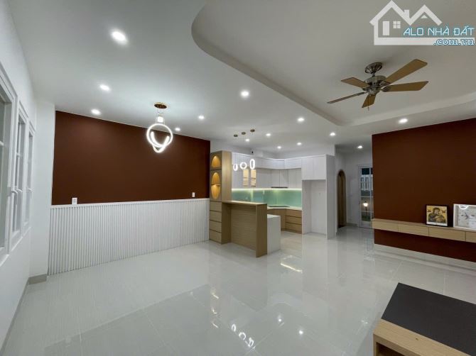 Villa Novaworld Phan Thiết 6x20 FULL nội thất giá 4.3 - 9