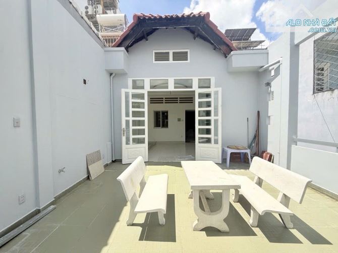 BÁN NHÀ 70M² (5x14) – 4 TẦNG – NGAY NGÃ TƯ HÀNG XANH – HXH 7 CHỖ – GIÁ CHỈ 12.x TỶ - 9