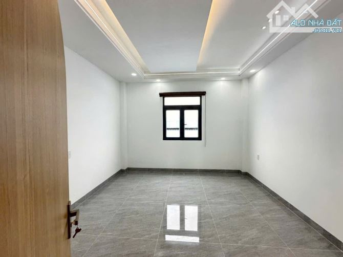 Nhà 5 tầng FULL NỘI THẤT đường VÕ THỊ THỪA phường APĐ Q12 DT 69,2m2 (4x17,3) đường 12m - 9