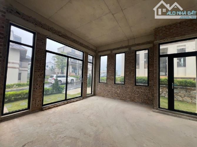 29.99 Tỷ /408 M2/ 3 tầng/22 M tiền/ BT thô Tiến Xuân/ Thạch Thất - 9
