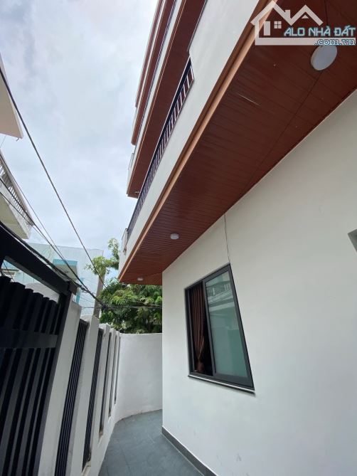 TOÀ CĂN HỘ LÔ GÓC – NGUYỄN HỮU THỌ VÀ TRƯNG NỮ VƯƠNG – 100M2 4TẦNG - 12.5 TỶ - 9