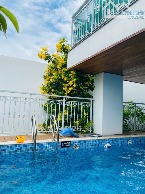 Giảm 20 tỷ ! Biệt thự góc 2 mặt tiền đường Cách Mạng Tháng 8 cần bán gấp. DT: 18x 25m. - 9