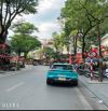Cần bán nhà mặt phố Trần Nguyên Đán 5tầng full nội thất.