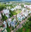 Đất đấu giá nay đã hiếm rồi - mà còn lô góc 2 mặt tiền view hoa viên nữa :B :B :B :B