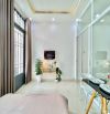 CĂN HỘ TÁCH BẾP FULL NỘI THẤT CỬA  KÍNH BAN CÔNG QUẬN 10