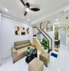 - Bán nhà Thuỵ Khuê, 10m ô tô, sát phố, 39m2, 9.1 tỷ.