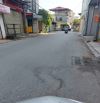 Bán nhà phố Gia Quất 40m2- 4 tầng- mặt tiền đẹp, lô góc, ô tô tránh