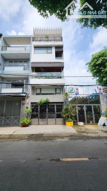 Nhà 5 tầng 5×20 khu tên lửa gần nhà thờ phao lô