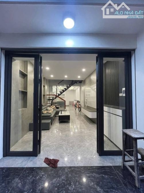 Bán nhà đẹp lô góc 3 tầng*42m dân xây full nội thất, tại đa tốn