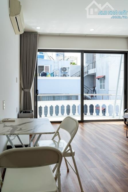 Nhà quận 4, 3 tầng, đầy đủ nội thất, thu nhập 32tr/tháng