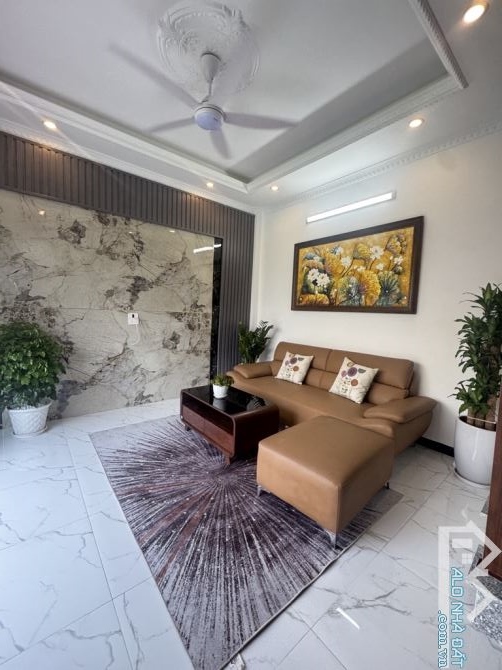 🔥 Nhà đẹp 30m², vị trí ngõ nông gần ô tô, mặt tiền rộng 6m – Phúc Lợi Long Biên giá 5.85