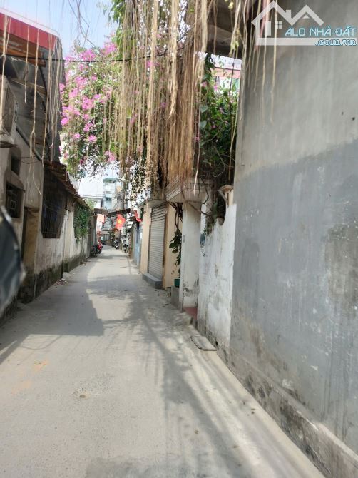 BÁN NHÀ  2 MẶT THOÁNG, CÁCH CHỢ CHỈ 100M TẠI  ĐA SỸ