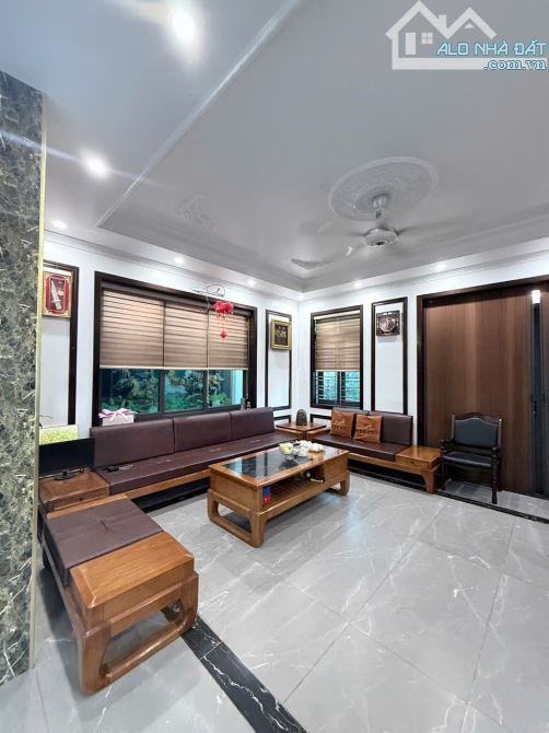Bán biêt thự 3 tầng 190 M Anh Dũng Dương Kinh HP