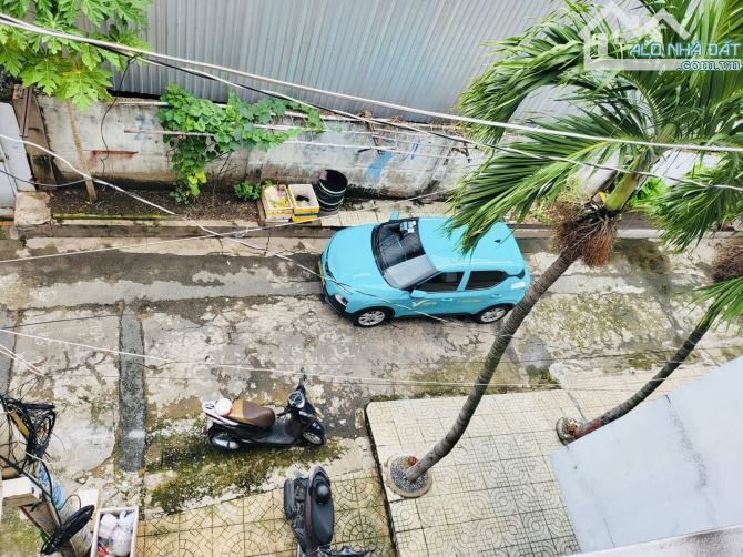 🏘️ 1/ TÔ HIỆU TTH TÂN PHÚ - GIÁP Q11 - HẺM XE HƠI ĐẬU CỬA - 56M2 - 4 TẦNG - GIÁ 7.5 TỶ