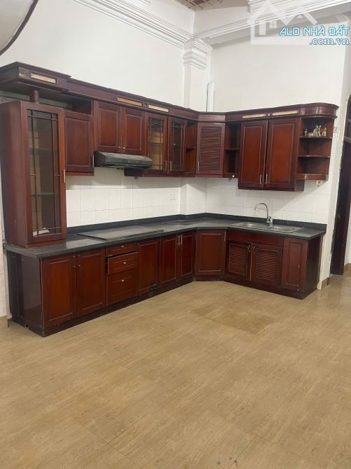 CƠ HỘI HIẾM – NHÀ 4 TẦNG TRỤC CHÍNH LÊ LỢI ĐỐI DIỆN CÔNG VIÊN HỘI AN TP THANH HOÁ