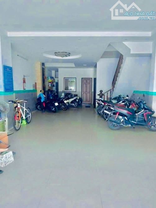 Bán nhà kinh doanh khu dân cư D2D Võ Thị Sáu, phường Trấn Biên