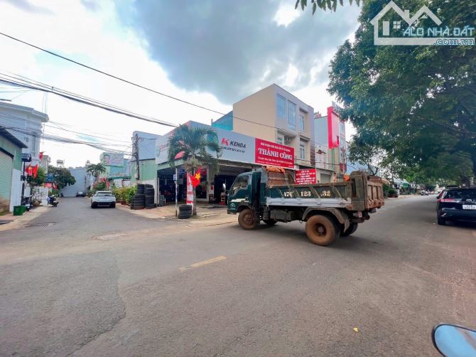 ĐẤT 2 MẶT TIỀN TRẦN VĂN PHỤ KHU TRUNG CAO: GIÁ 7.4 tỷ