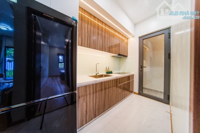 Bán căn 1 phòng ngủ giá 1,25 tỷ view hồ bơi liền kề Vòng xoay An Phú Bình Dương