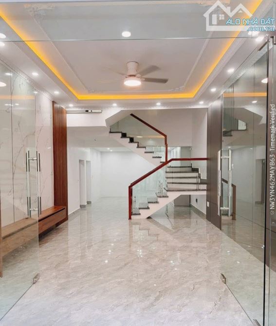 Bán nhà Quán Nam, Kênh Dương, Lê Chân, Hải Phòng. 4,5 tầng, 67m2, 4,6 tỷ. Ngang 4m, đường