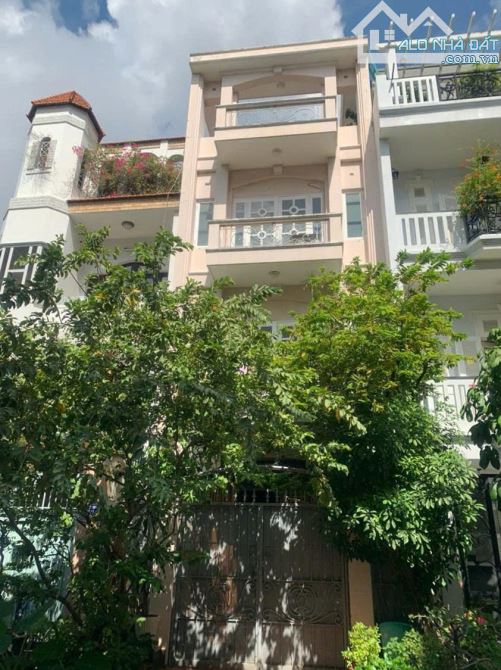 Nhà HXH thông 766/ CMT8, P5, Tân Bình (3.8x16m NH 3.9m) 2 tầng - Giá bán 10.5 tỷ TL