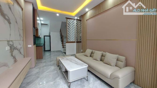 CẦU DIỄN 30M2, 5 TẦNG, MT 3.6M, 6.8 TỶ – PHÂN LÔ, Ô TÔ ĐỖ CỬA, NHÀ MỚI FULL NỘI THẤT