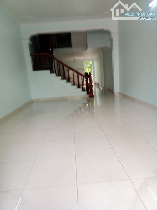 Cho thuê nhà 4 tầng số82 trần huy liệu hải dương