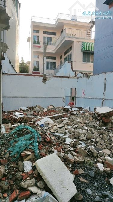 Cần bán gấp lô đất tại đường Lê Quang Định, Bình Thạnh
