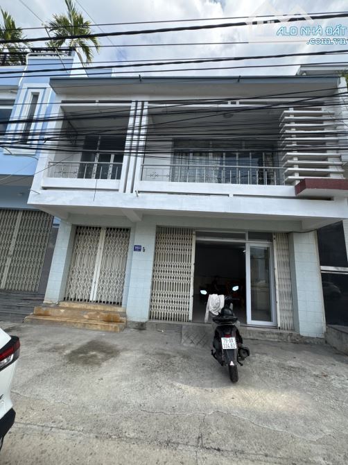Cần bán nhà mặt tiền Kinh Doanh đường 23/10 Nha Trang