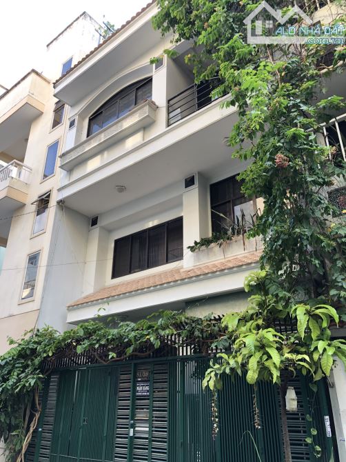 Hẻm Xe Hơi Lam Sơn - Cửu Long, P2, Tân Bình. DT: 6.3x19m, 3 Tầng Giá Bán 16.5 Tỷ