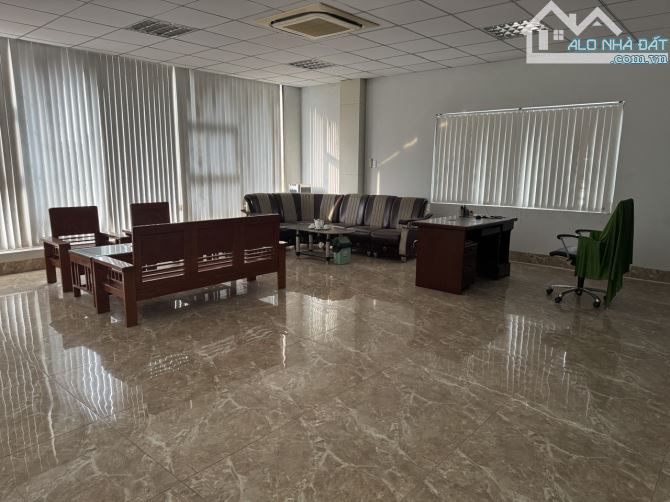 Cho thuê MB 600m2 Mặt Tiền đường 20m giá 70 triệu. Trảng Dài-Biên Hòa-