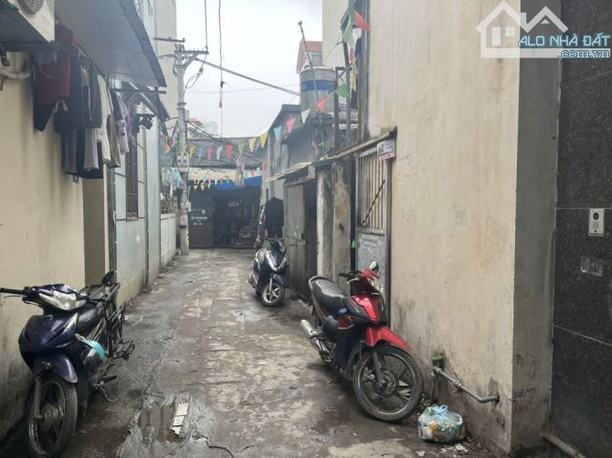 Nhà cấp 4 Mễ Trì – 58m², ngõ nông thoáng sáng, ô tô gần – giá 8,8 tỷ