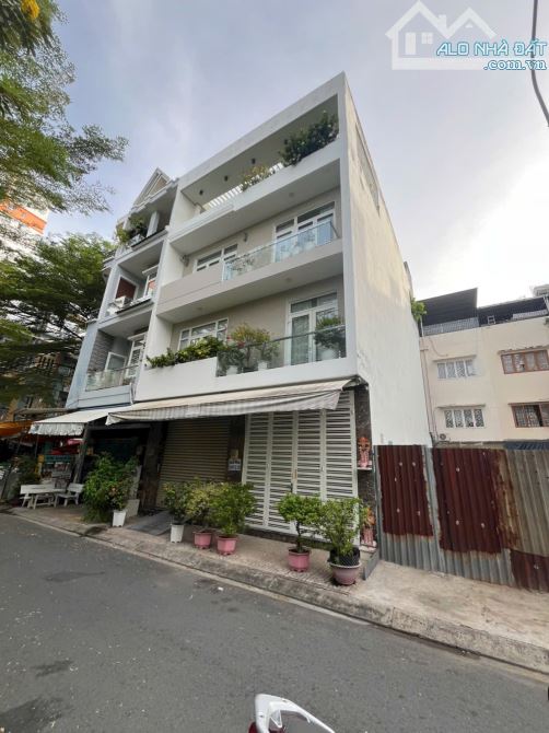 Nhà bán (8x16m), 4 tầng khu VIP Bông Sao P5 Q8