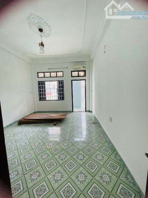 1 Trệt 2 lầu có sân thượng 60m2 hẻm xe hơi thông đường Nguyễn Tư Giãn Phường 12 Gò Vấp