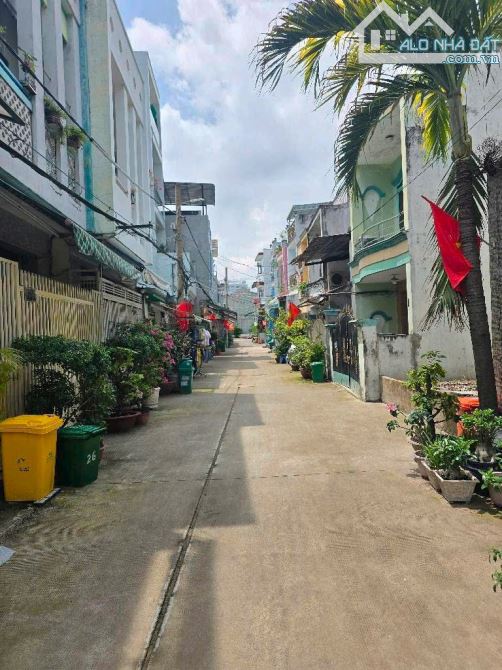 Bán nhà Nguyễn Quý Yêm , An Lạc , Bình Tân , 4 x 16m , 3 tầng 4pn , chỉ 6.3 tỷ tl