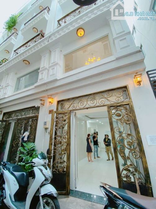 BÁN NHÀ GẦN MẶT TIỀN KHU ĐỒNG BỘ NGUYỄN CÔNG HOAN, P7 PHÚ NHUẬN - 5 TẦNG MỚI CỨNG - 7,7 TỶ