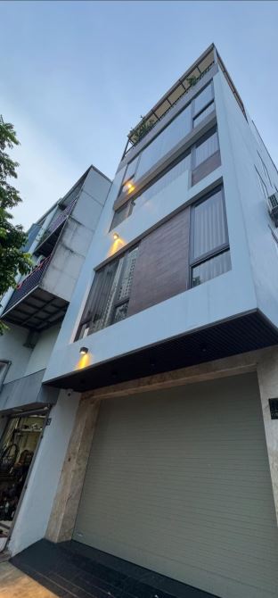 Nhà đẹp giá tốt hiếm Ngọc Thuỵ - nhỉnh 6 tỷ - ô tô đỗ cửa - MT khủng
