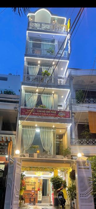 KHÁCH SẠN 7 TẦNG – 15 PHÒNG – MẶT TIỀN MÊ LINH, NHA TRANG – CÁCH BIỂN 800M