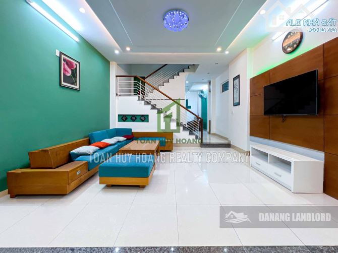 Nhà 3 Tầng 3 Phòng Ngủ Gần Biển Mỹ Khê – C988