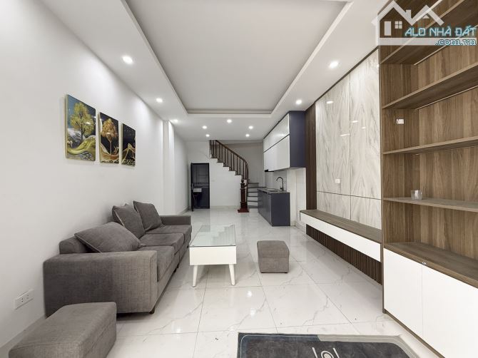 Bán nhà riêng 4,65 tỷ, 30m2 tại Trạm Trôi, Hoài Đức, Hà Nội , full nội thất, ô tô đỗ gần