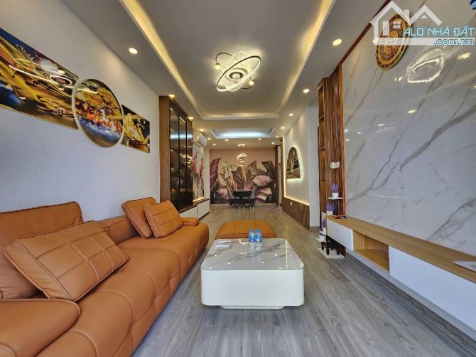 Bán chung cư Gamuda, 96m, 3 ngủ 2 WC,full nội thất, Giá 6.4 Tỷ